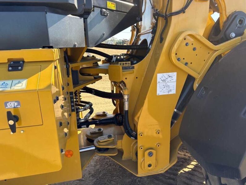 
								2024 Caterpillar 930 full									