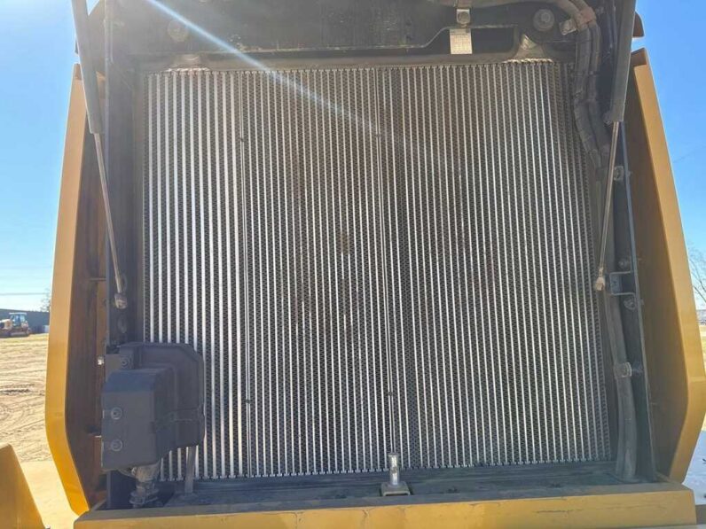 
								2024 Caterpillar 930 full									