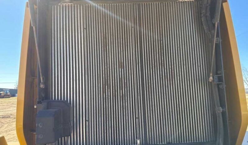 
								2024 Caterpillar 930 full									