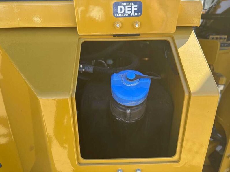 
								2024 Caterpillar 930 full									