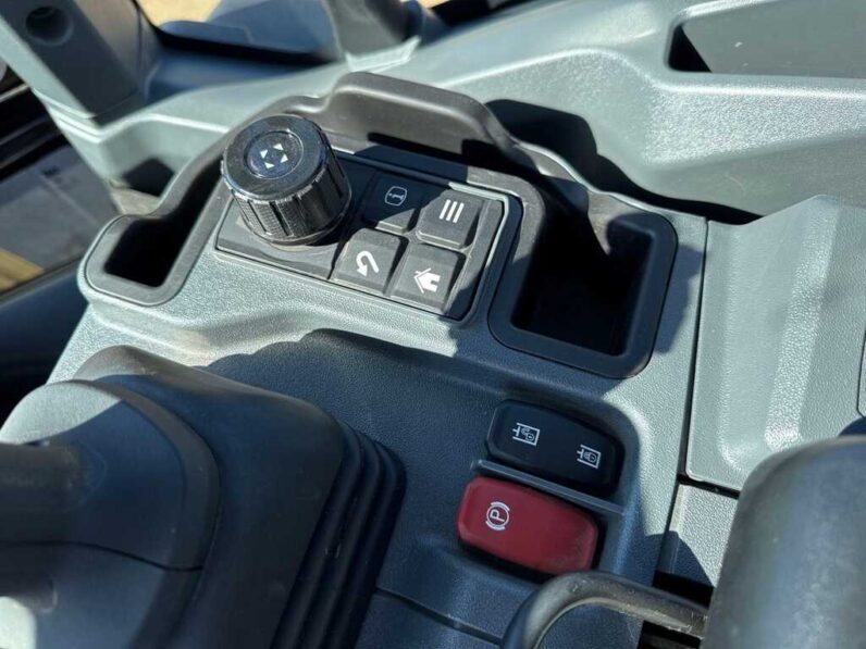 
								2024 Caterpillar 930 full									