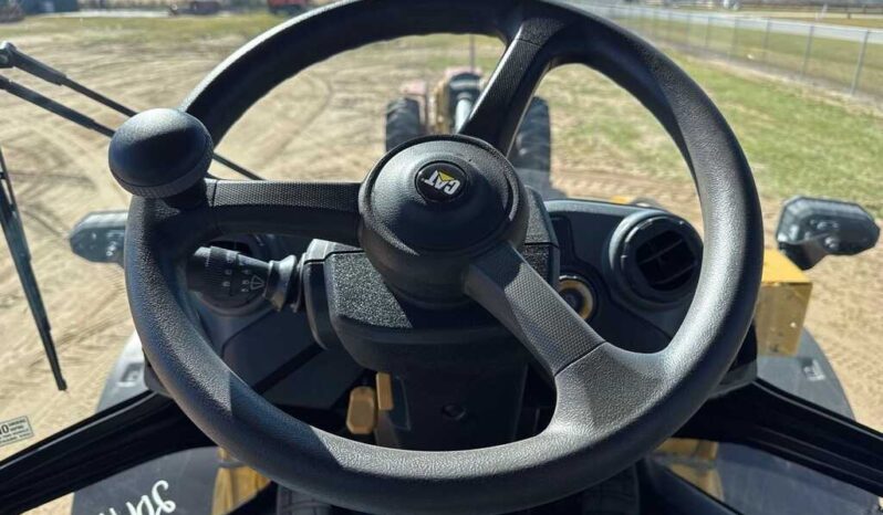 
								2024 Caterpillar 930 full									