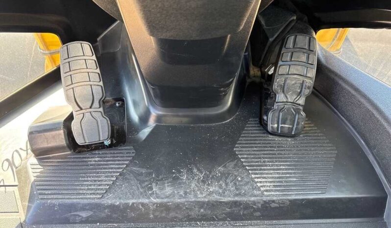 
								2024 Caterpillar 930 full									