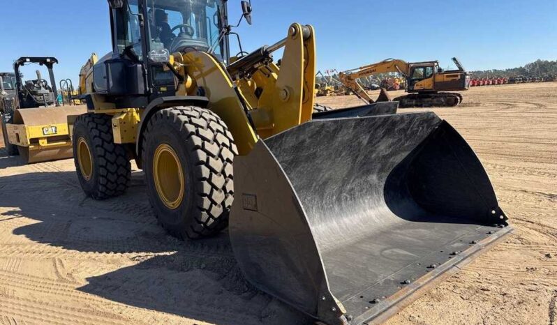 
								2024 Caterpillar 930 full									