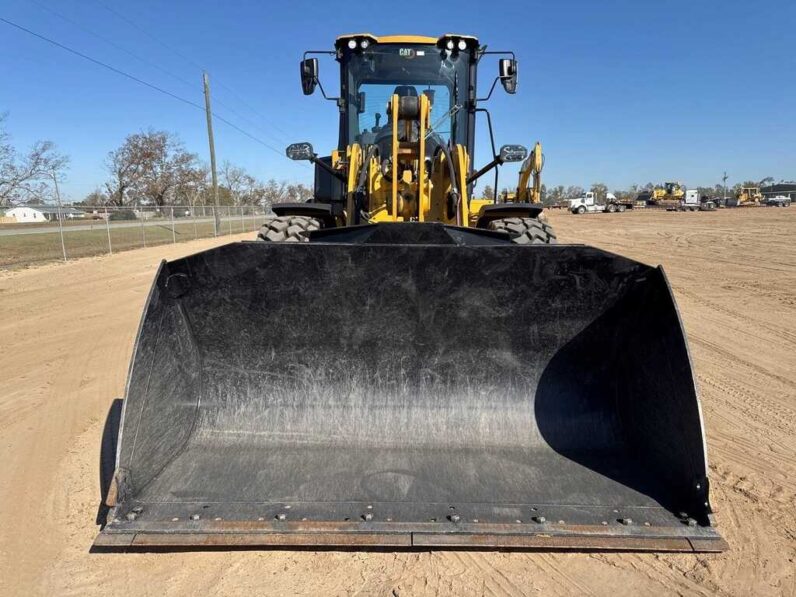 
								2024 Caterpillar 930 full									