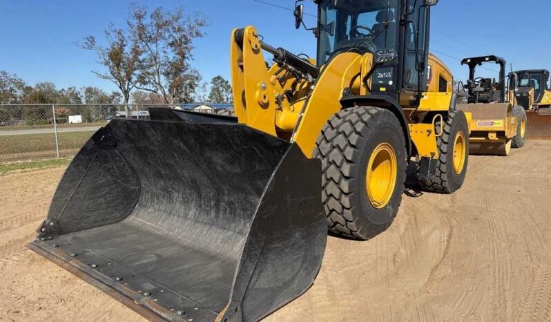 
								2024 Caterpillar 930 full									