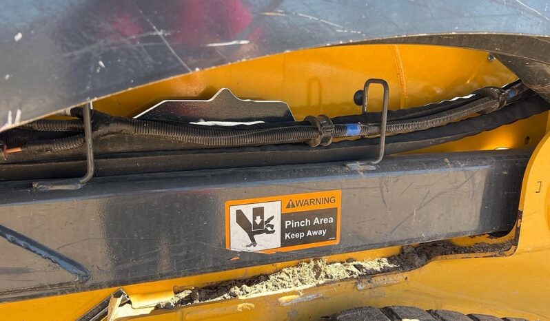 
								2023 John Deere 333G full									