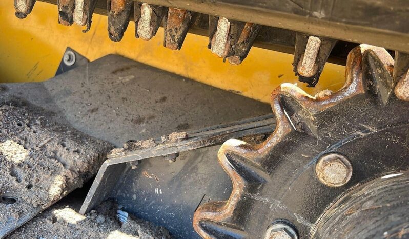 
								2023 John Deere 333G full									