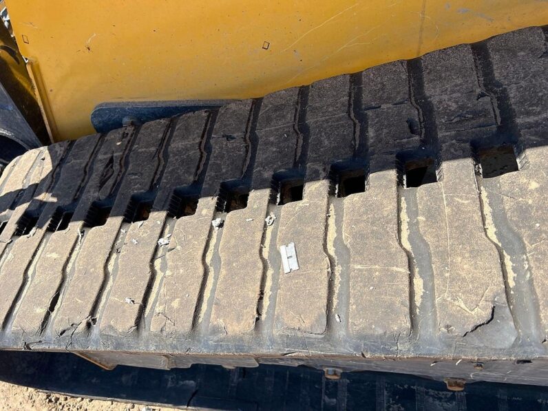 
								2023 John Deere 333G full									