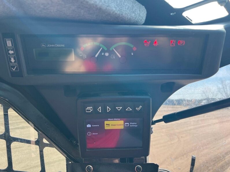 
								2023 John Deere 333G full									