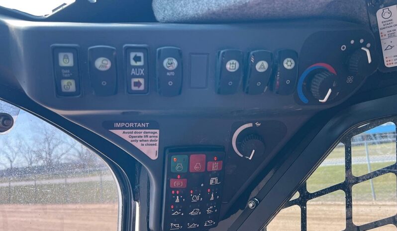 
								2023 John Deere 333G full									