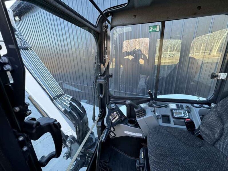 
								2019 Bobcat E45 full									