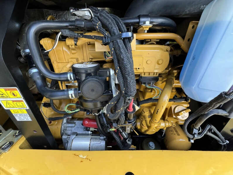 
								2019 Caterpillar 305.5E2 CR full									