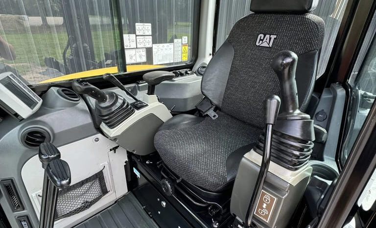 
								2019 Caterpillar 305.5E2 CR full									