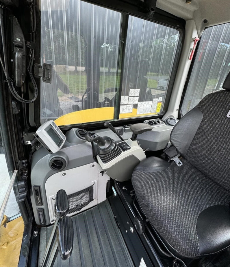 
								2019 Caterpillar 305.5E2 CR full									